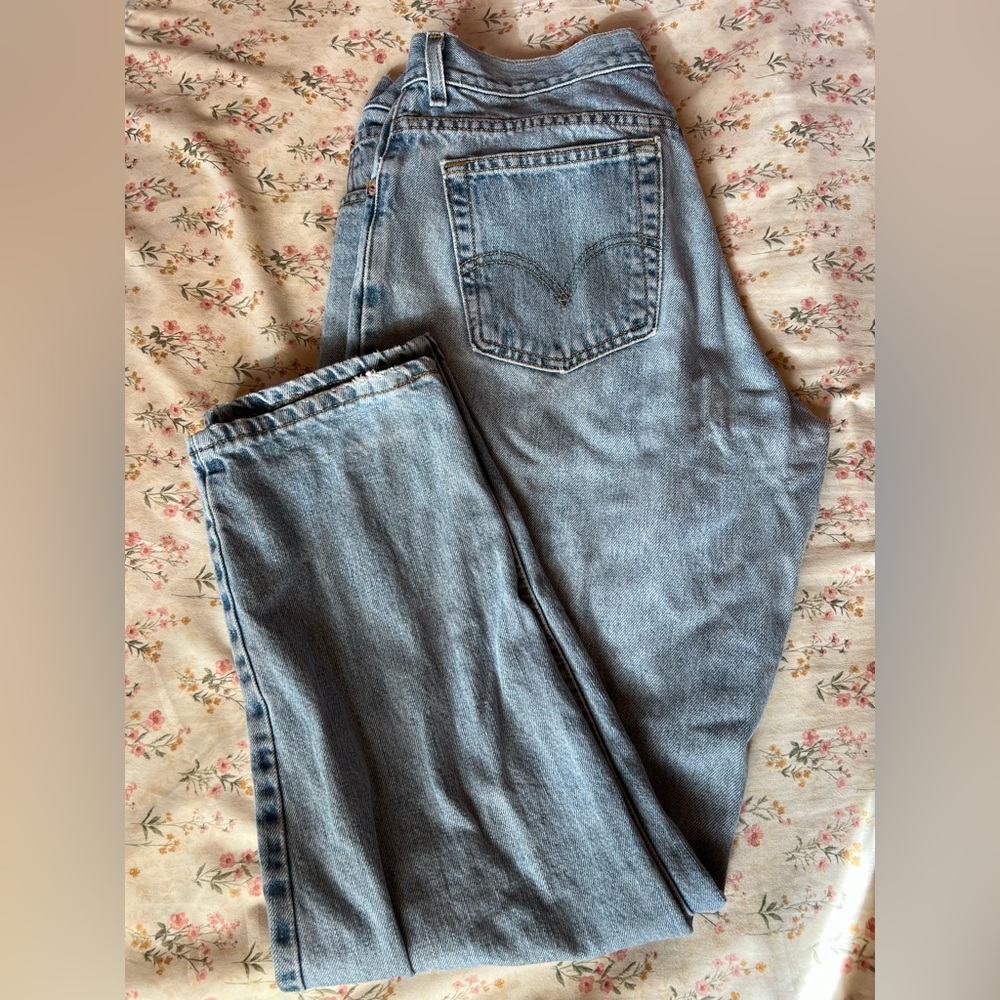 90s Levi's Relaxed Tapered 550 Blue Jeans